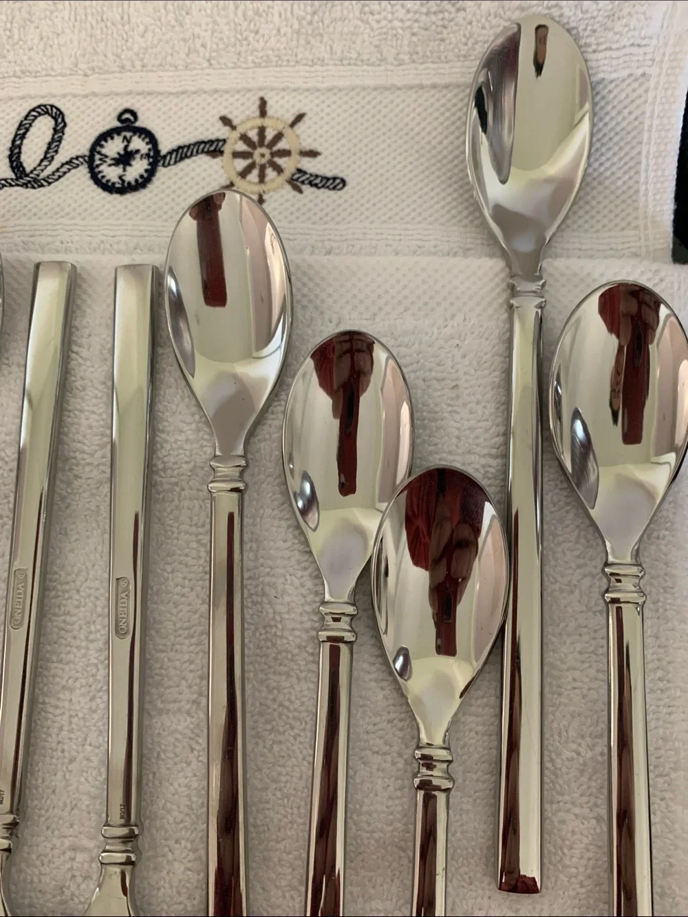 Oneida Shaker pattern Set of 12 Ice Tea Spoons SS NWOT